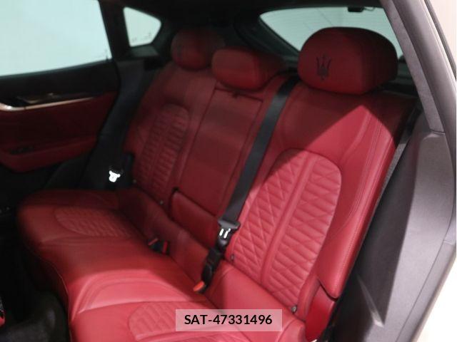 Maserati LEVANTE 2020-11 7328177-6