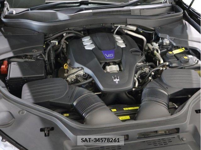 Maserati LEVANTE 2021-06 7358617-20