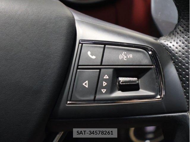 Maserati LEVANTE 2021-06 7358617-25