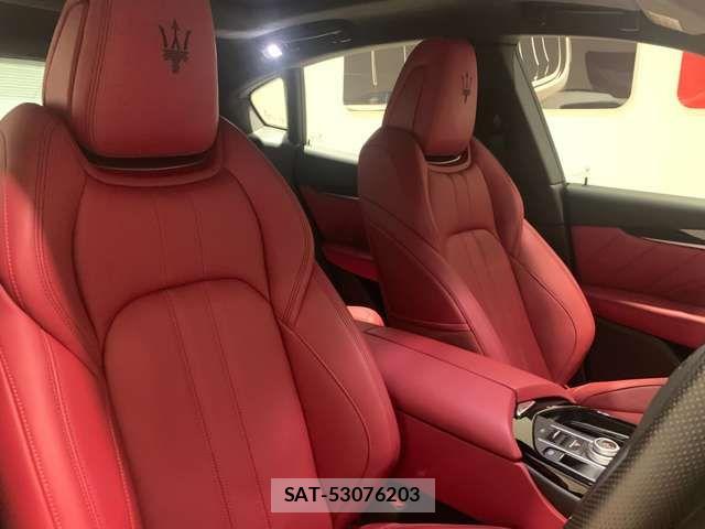 Maserati LEVANTE 2022-05 7392740-14