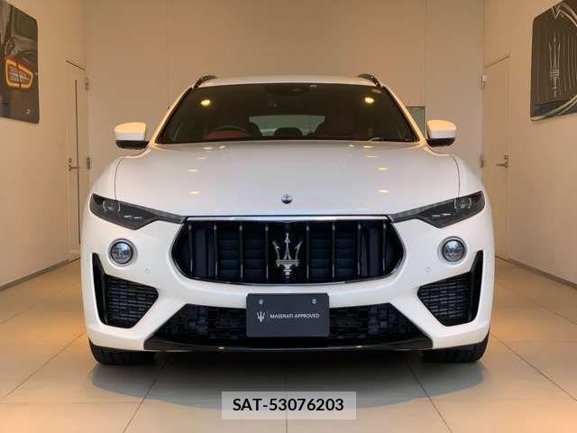 Maserati LEVANTE 2022-05 7392740-5
