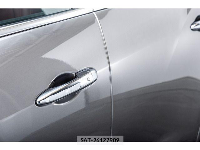 Maserati LEVANTE 2021-07 7617827-14