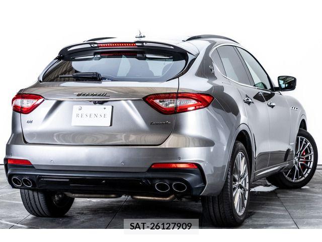 Maserati LEVANTE 2021-07 7617827-2