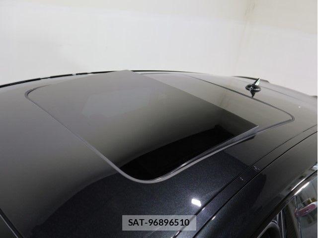Maserati LEVANTE 2024-11 7725297-17