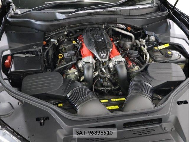 Maserati LEVANTE 2024-11 7725297-19