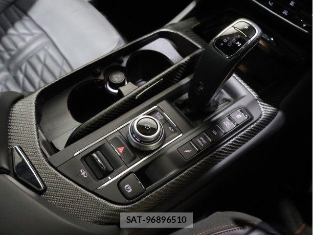 Maserati LEVANTE 2024-11 7725297-25