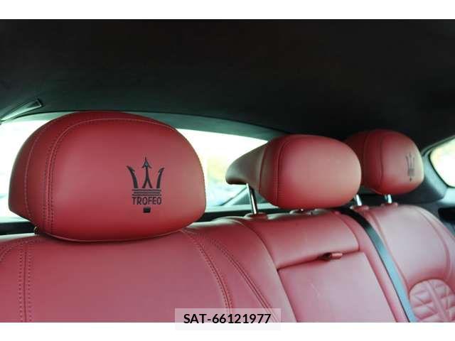 Maserati LEVANTE 2021-01 7725298-14