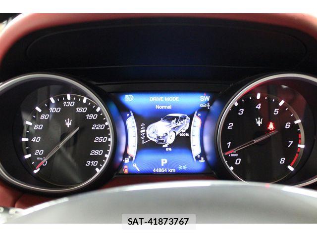 Maserati LEVANTE 2016-12 7877520-19