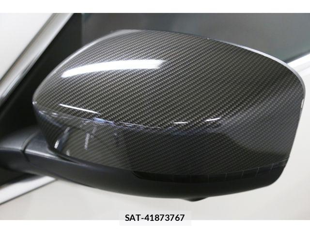 Maserati LEVANTE 2016-12 7877520-26