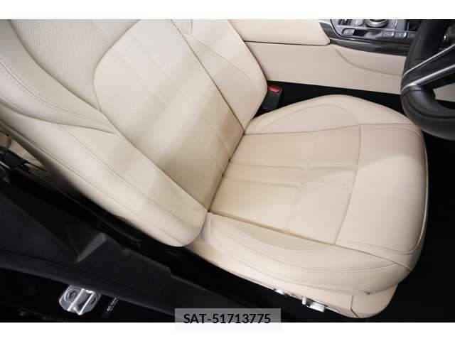Maserati LEVANTE 2022-10 8074443-9