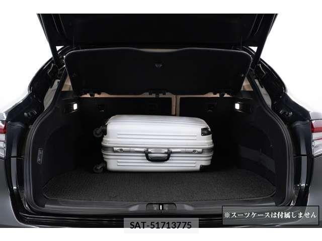 Maserati LEVANTE 2022-10 8074443-2