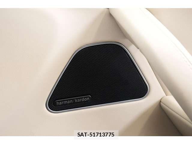 Maserati LEVANTE 2022-10 8074443-4