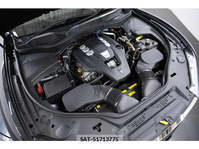 Maserati LEVANTE 2022-10 8074443-5