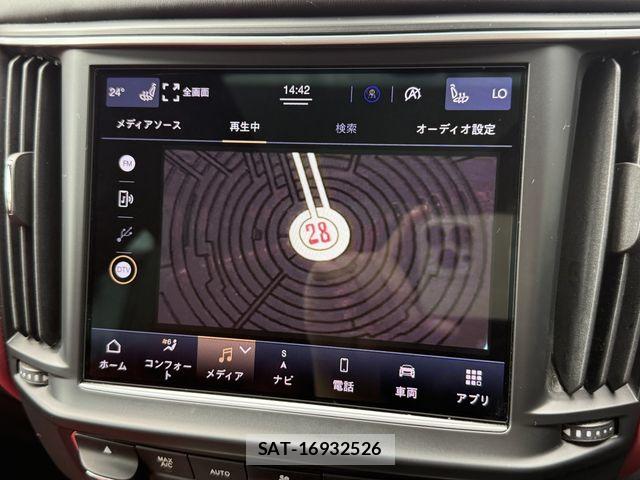 Maserati LEVANTE 2021-12 8100255-19