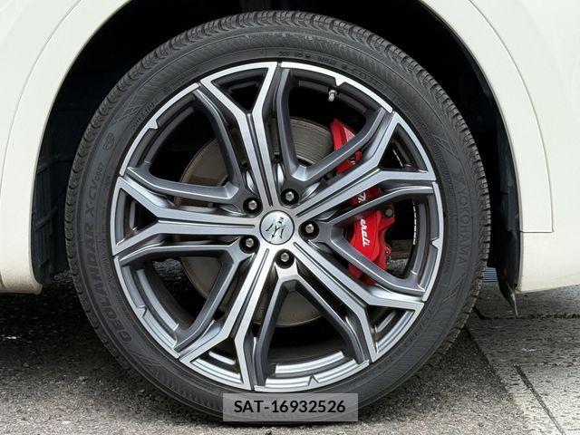Maserati LEVANTE 2021-12 8100255-8
