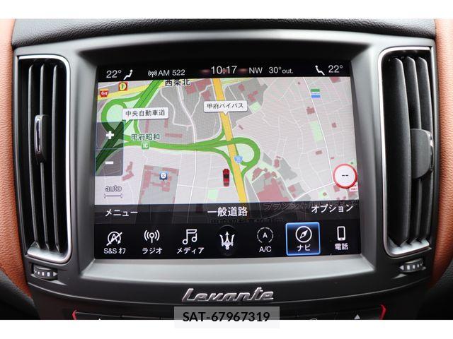 Maserati LEVANTE 2019-12 8100254-20