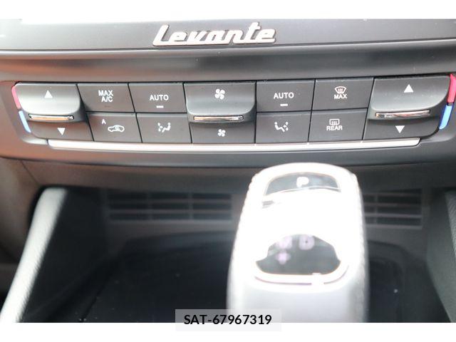Maserati LEVANTE 2019-12 8100254-24
