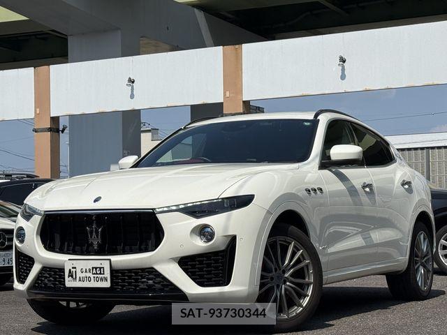 Maserati LEVANTE 2019-06 8336660-0