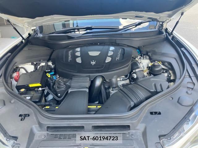 Maserati LEVANTE 2017-09 8354890-27