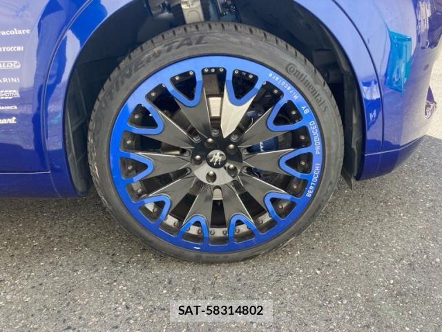 Maserati LEVANTE 2018-11 8366829-12