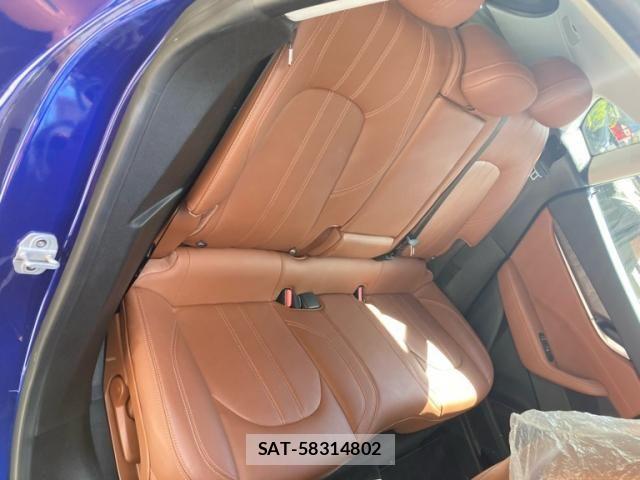 Maserati LEVANTE 2018-11 8366829-17