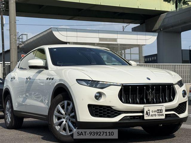 Maserati LEVANTE 2018-12 8371823-2