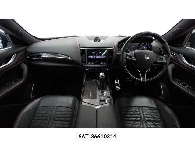 Maserati LEVANTE 2021-07 8457859-7