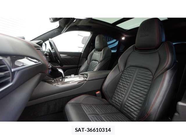 Maserati LEVANTE 2021-07 8457859-12