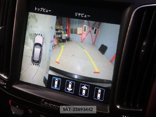 Maserati LEVANTE 2019-09 8849673-16