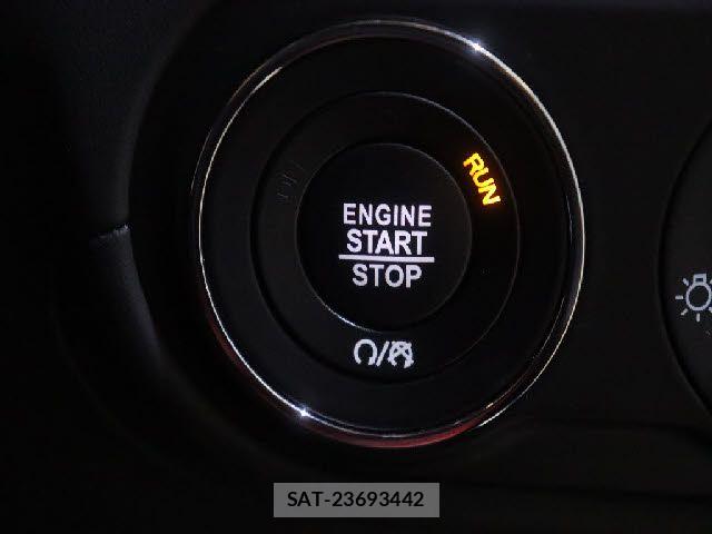 Maserati LEVANTE 2019-09 8849673-8