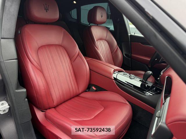 Maserati LEVANTE 2016-11 8849677-16