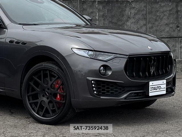 Maserati LEVANTE 2016-11 8849677-8