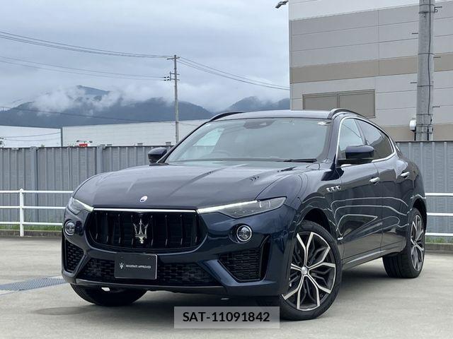 Maserati LEVANTE 2021-12 8883873-0