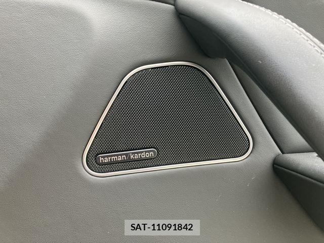 Maserati LEVANTE 2021-12 8883873-14