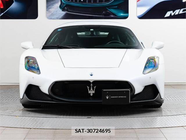 Maserati MC20 2022-10 1182372-11