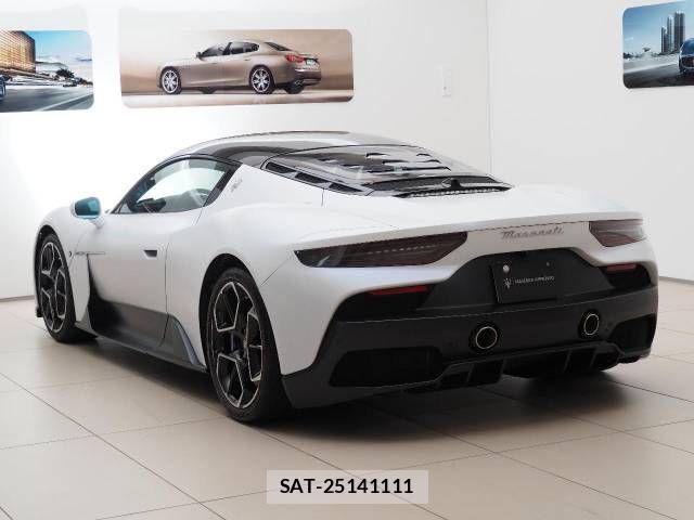 Maserati MC20 2022-04 1182367-15