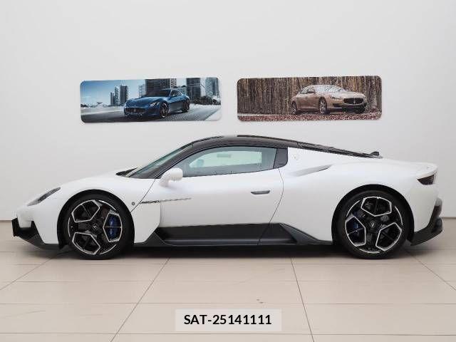 Maserati MC20 2022-04 1182367-16