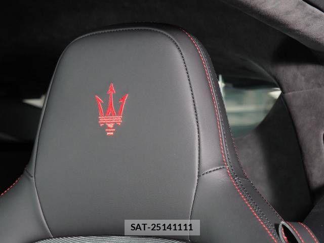 Maserati MC20 2022-04 1182367-8