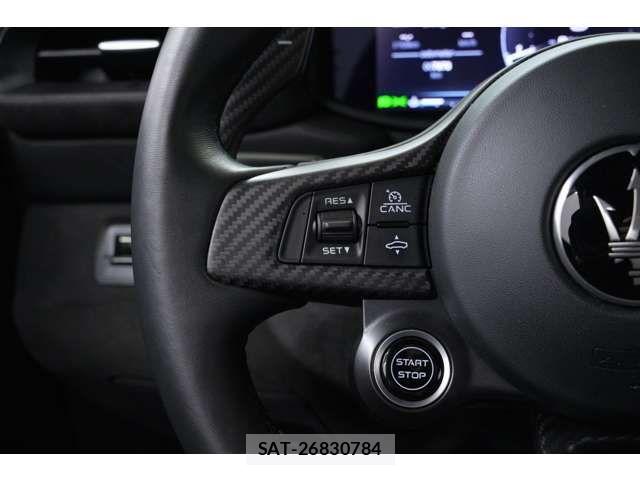 Maserati MC20 2022-12 6995341-9