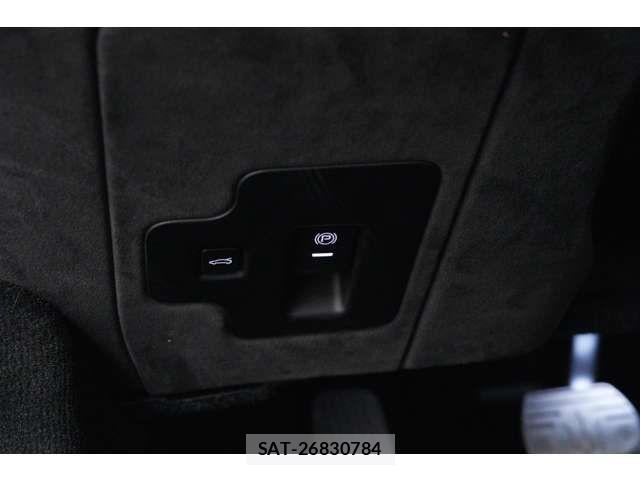 Maserati MC20 2022-12 6995341-2