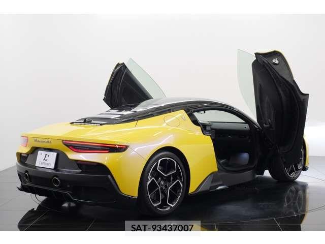 Maserati MC20 2022-03 7509100-2