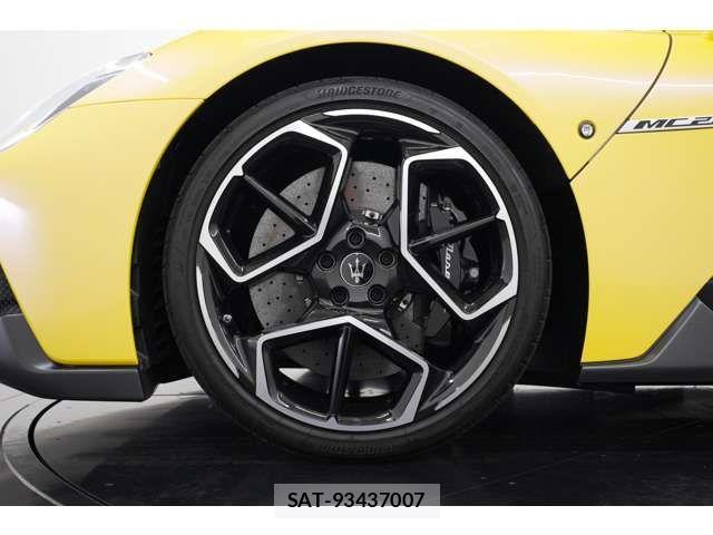 Maserati MC20 2022-03 7509100-4