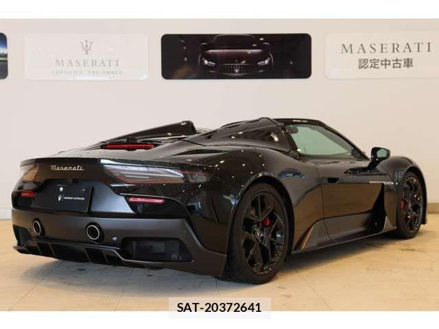 Maserati MC20 2023-08 7725299-7