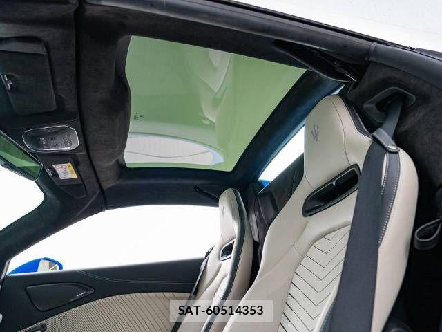 Maserati MC20 2023-10 921253-10