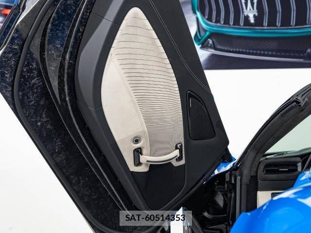 Maserati MC20 2023-10 921253-13