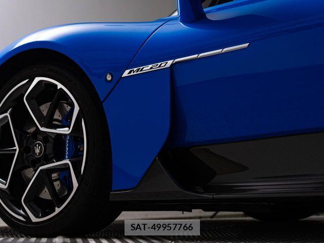 Maserati MC20 2024-06 3378606-14