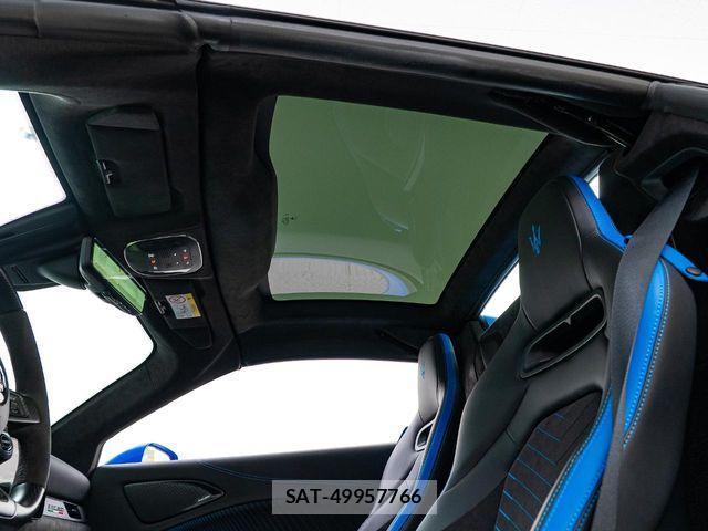 Maserati MC20 2024-06 3378606-6
