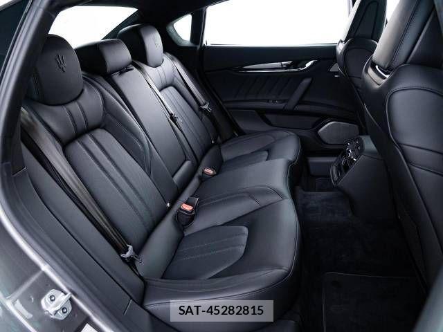 Maserati QUATTROPORTE 2021-11 1182377-9