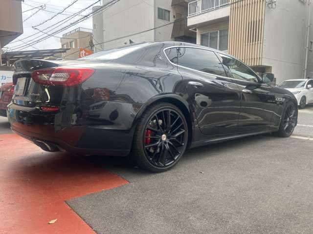 Maserati QUATTROPORTE 2014-11 1546657-13