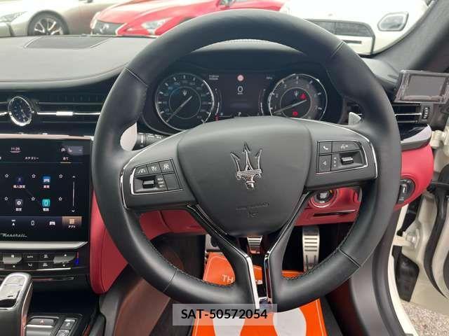 Maserati QUATTROPORTE 2024-08 4639708-12